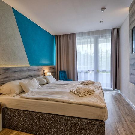 Hotel Szieszta Шопрон Екстериор снимка